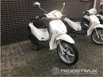 Motorcycle Piaggio N/a C42: picture 1