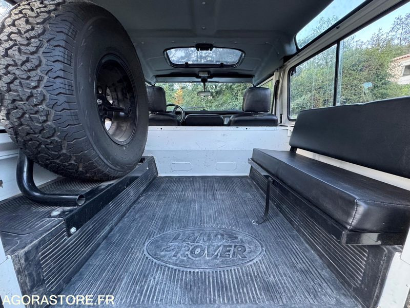 SUV LAND ROVER DEFENDER 90