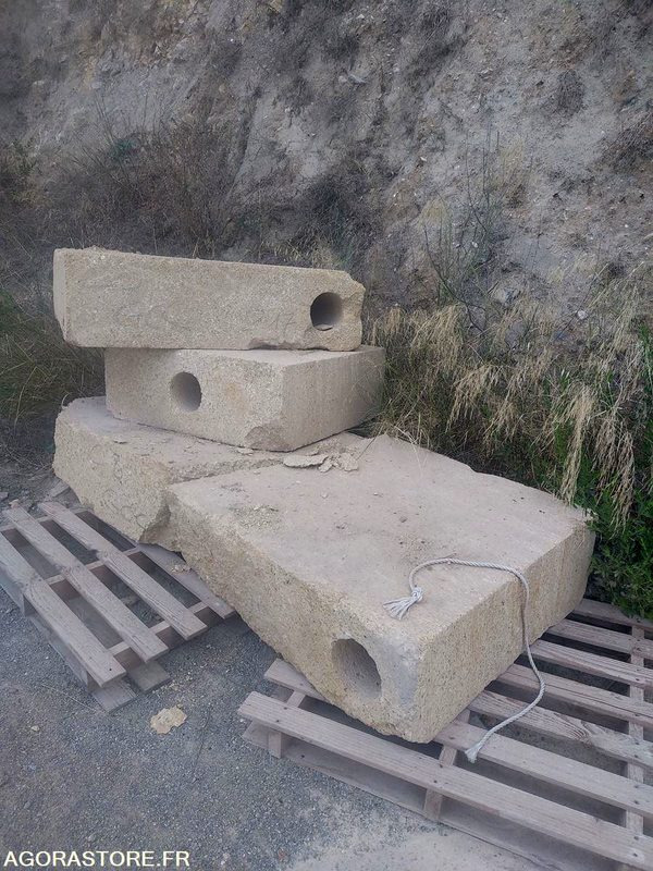Tool/ Equipment Pierre du Gard