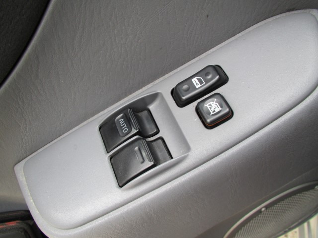 Car Toyota RAV 4: picture 9