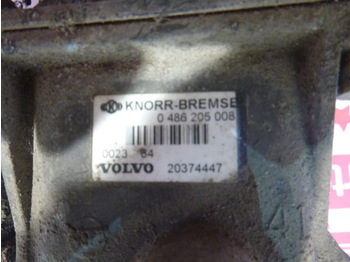 Kočnica VOLVO FH12 BRAKE CONTROL VALVE 20374447