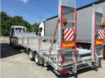 Low loader semi-trailer for transportation of heavy machinery 2 Axle Lowloader: picture 1