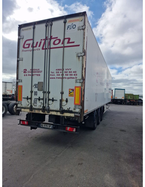 Closed box semi-trailer Fruehauf
