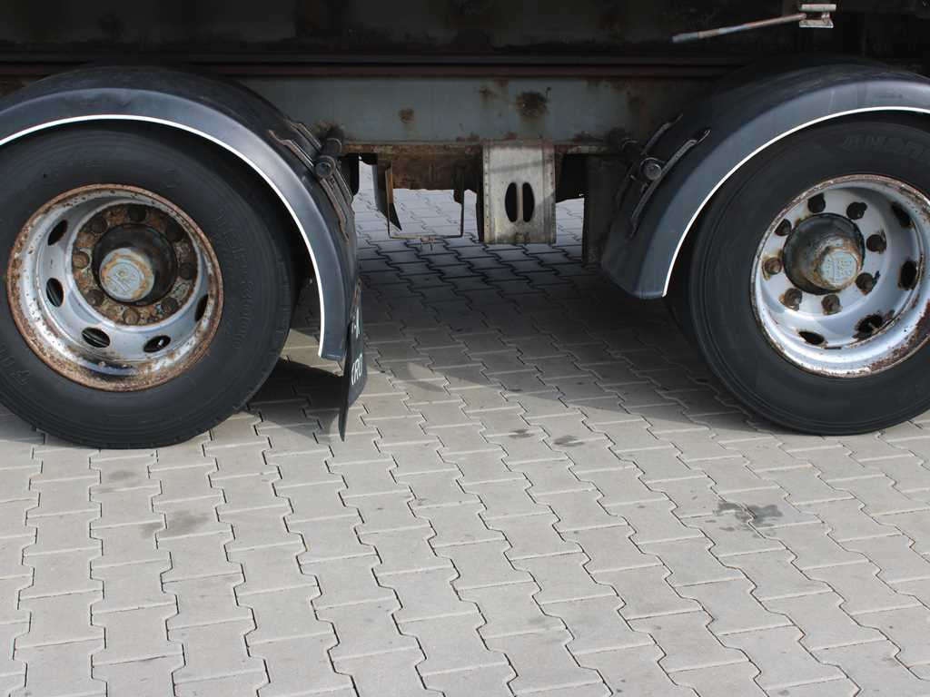 Closed box semi-trailer HFR SX20, AXLES 10t, EXPANDABLE