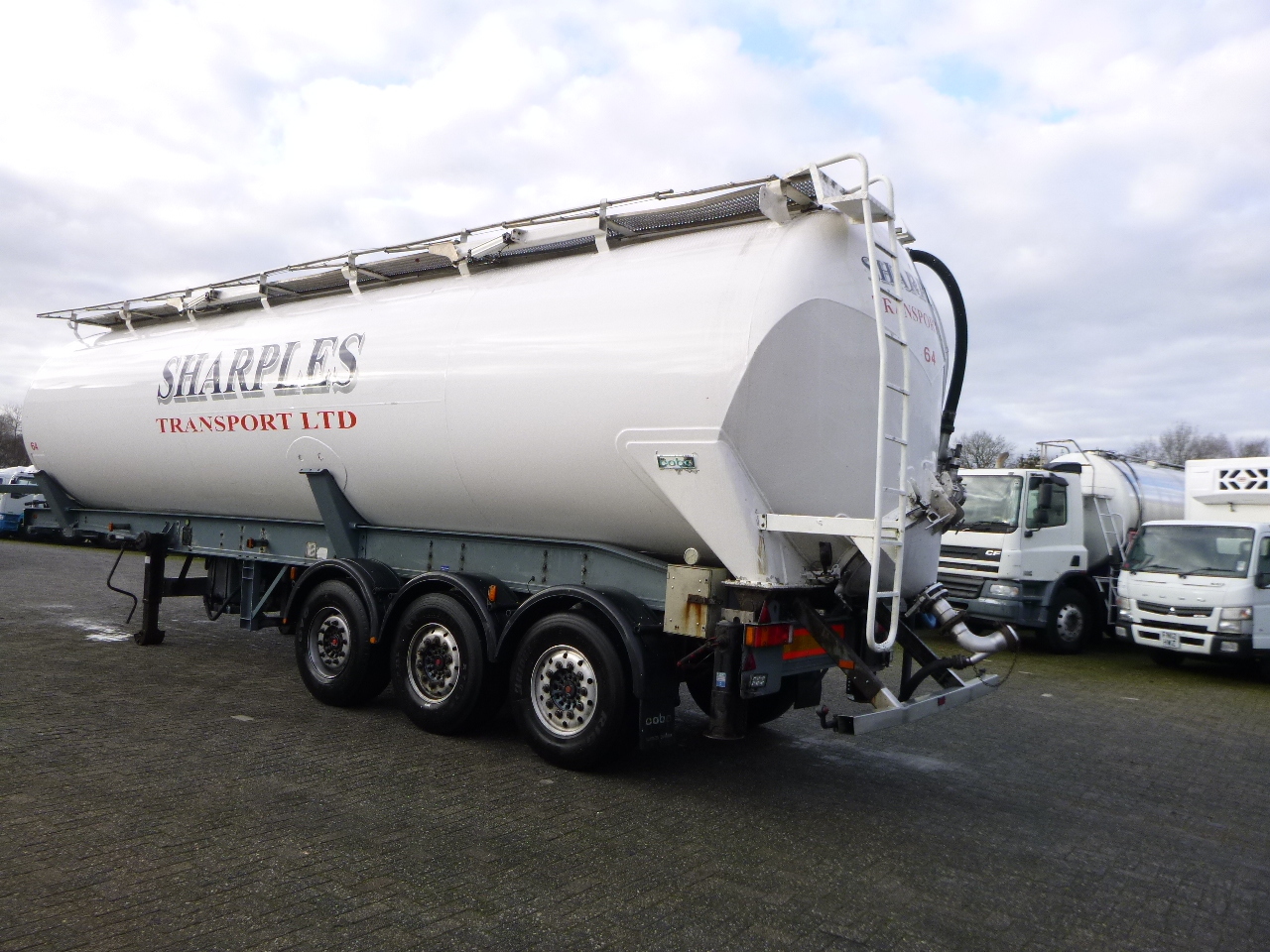Tank semi-trailer for transportation of flour Cobo Powder tank alu 58 m3 (tipping): picture 3