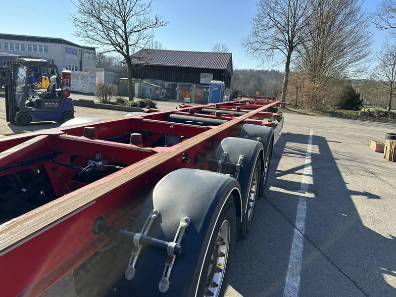 Container transporter/ Swap body semi-trailer Fliegl 15 m extralang.Containerchassis f. 2 Wechselbrücke Containerchassis extralang f. 2 Wechselbr.