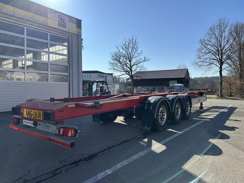 Container transporter/ Swap body semi-trailer Fliegl 15 m extralang.Containerchassis f. 2 Wechselbrücke Containerchassis extralang f. 2 Wechselbr.