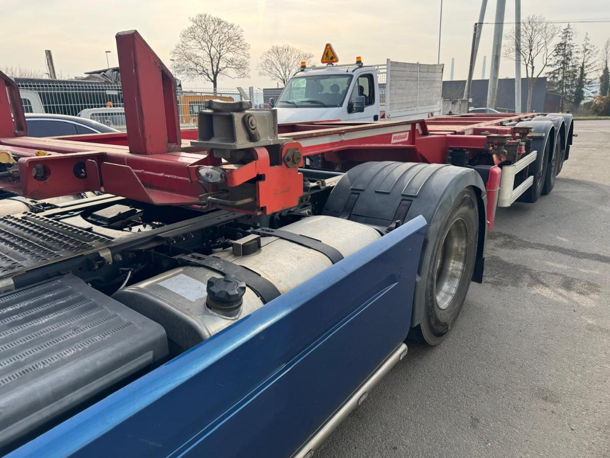 Container transporter/ Swap body semi-trailer Fruehauf