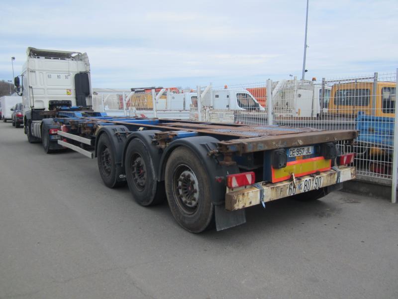 Container transporter/ Swap body semi-trailer Krone