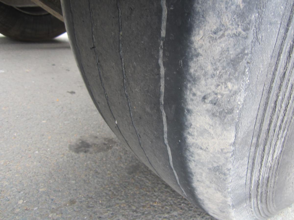 Container transporter/ Swap body semi-trailer Krone