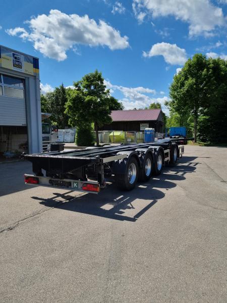 Container transporter/ Swap body semi-trailer Nooteboom CT-53-04 D 4-Achs Containerchassis Combitrailer