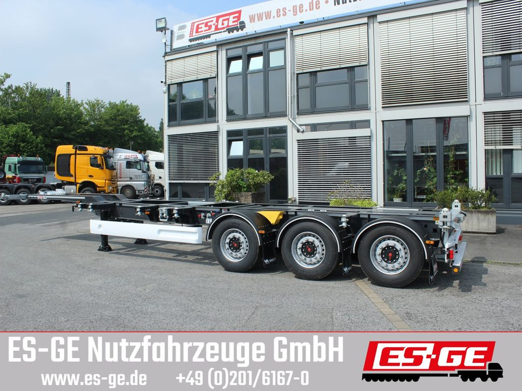 Container transporter/ Swap body semi-trailer Wielton 3-Achs-Containerchassis - multifunktional