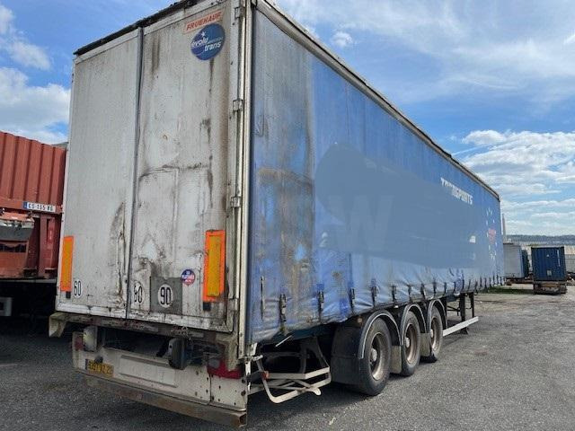 Curtainsider semi-trailer Fruehauf