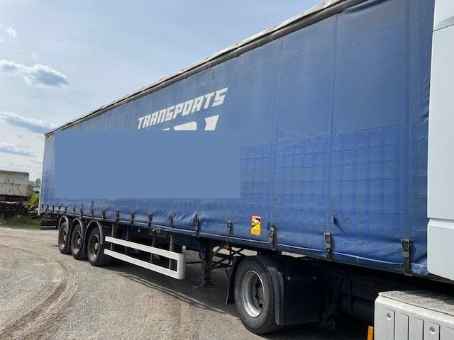 Curtainsider semi-trailer Fruehauf