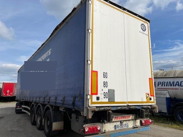 Curtainsider semi-trailer Fruehauf