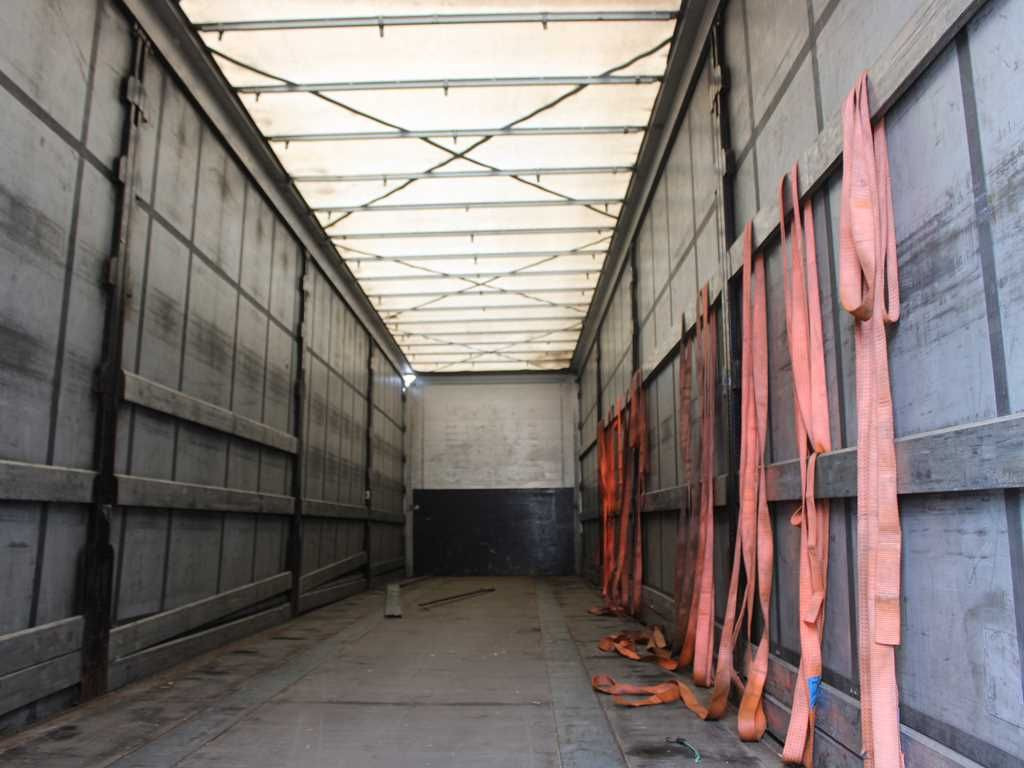 Curtainsider semi-trailer Kögel SN 24, LOWDECK, LIFTING AXLE, MULTILOCK