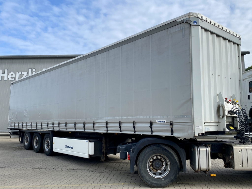 Curtainsider semi-trailer Krone SD