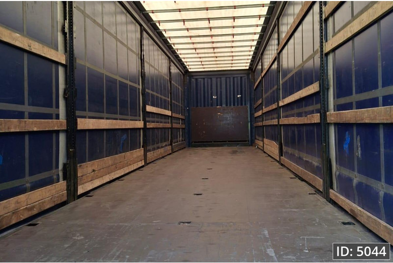Curtainsider semi-trailer Krone SD / BPW Disk / Huckepack