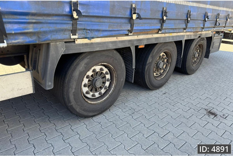 Curtainsider semi-trailer Krone SD Mega / BPW Disk