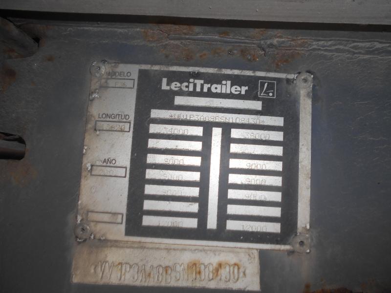 Curtainsider semi-trailer Lecitrailer