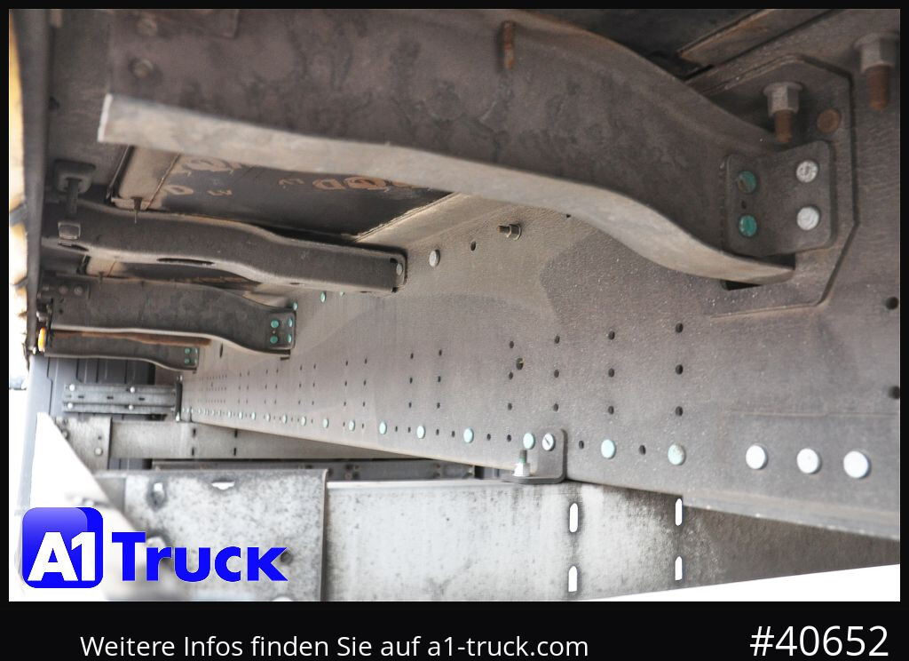 Curtainsider semi-trailer SCHMITZ SCB 24, Mega, Varios