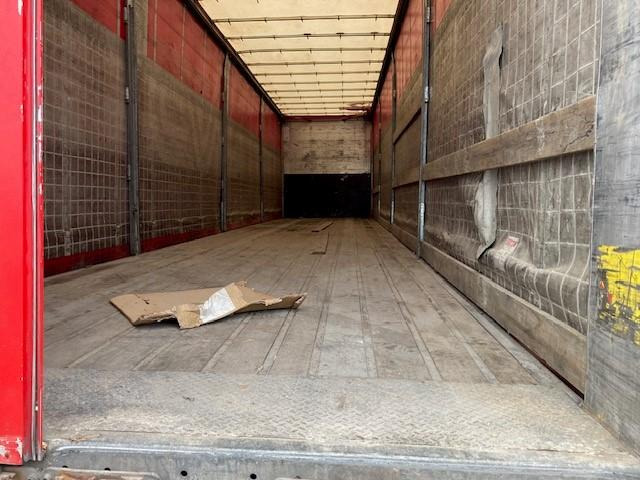 Curtainsider semi-trailer Samro