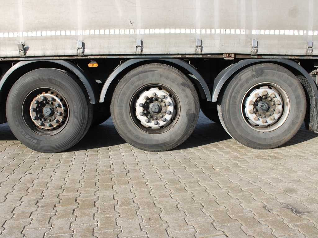 Curtainsider semi-trailer Schwarzmüller S1, LIFTING AXLE, 2X PALLET BASKET