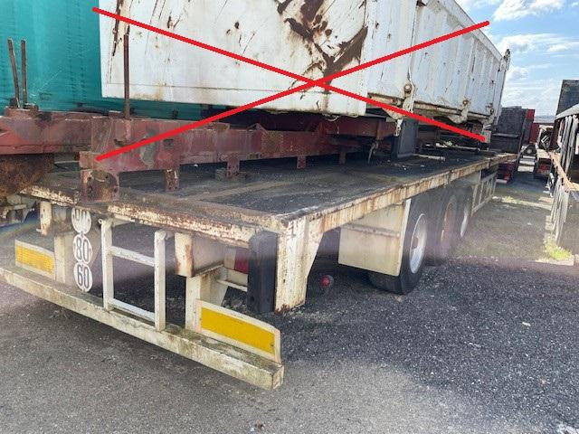 Dropside/ Flatbed semi-trailer Castera