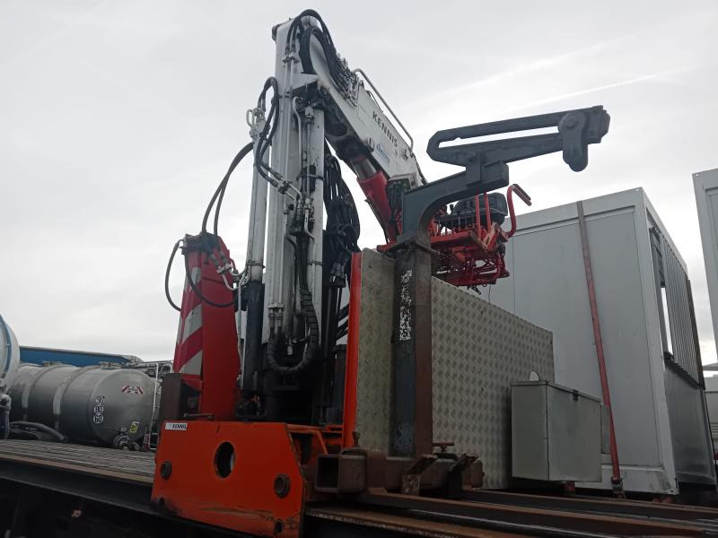 Dropside/ Flatbed semi-trailer Fruehauf