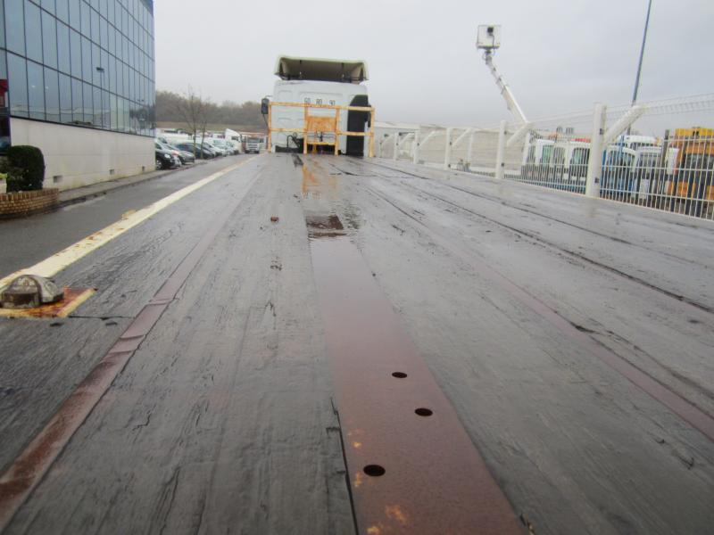 Dropside/ Flatbed semi-trailer Fruehauf