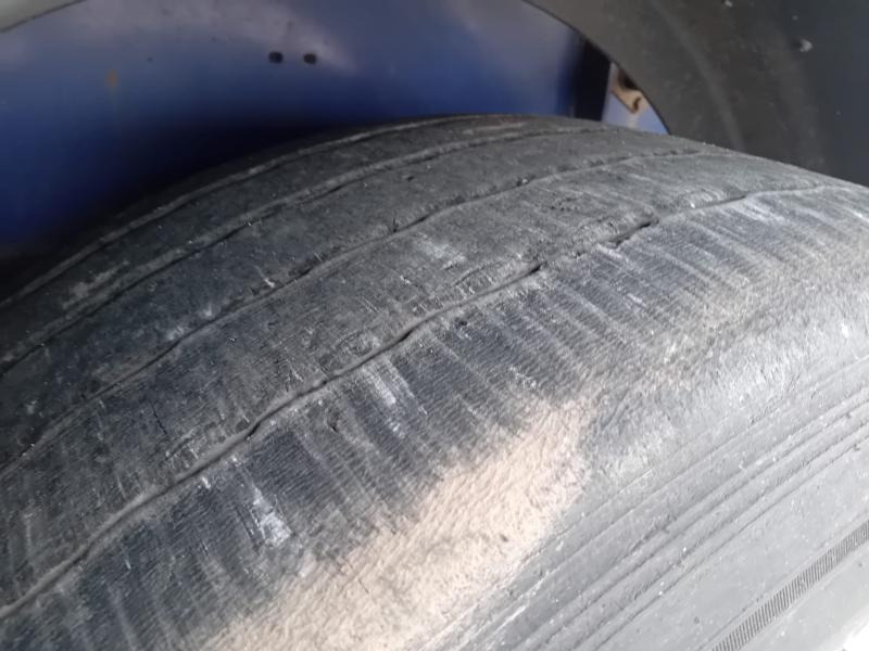 Dropside/ Flatbed semi-trailer Kaiser