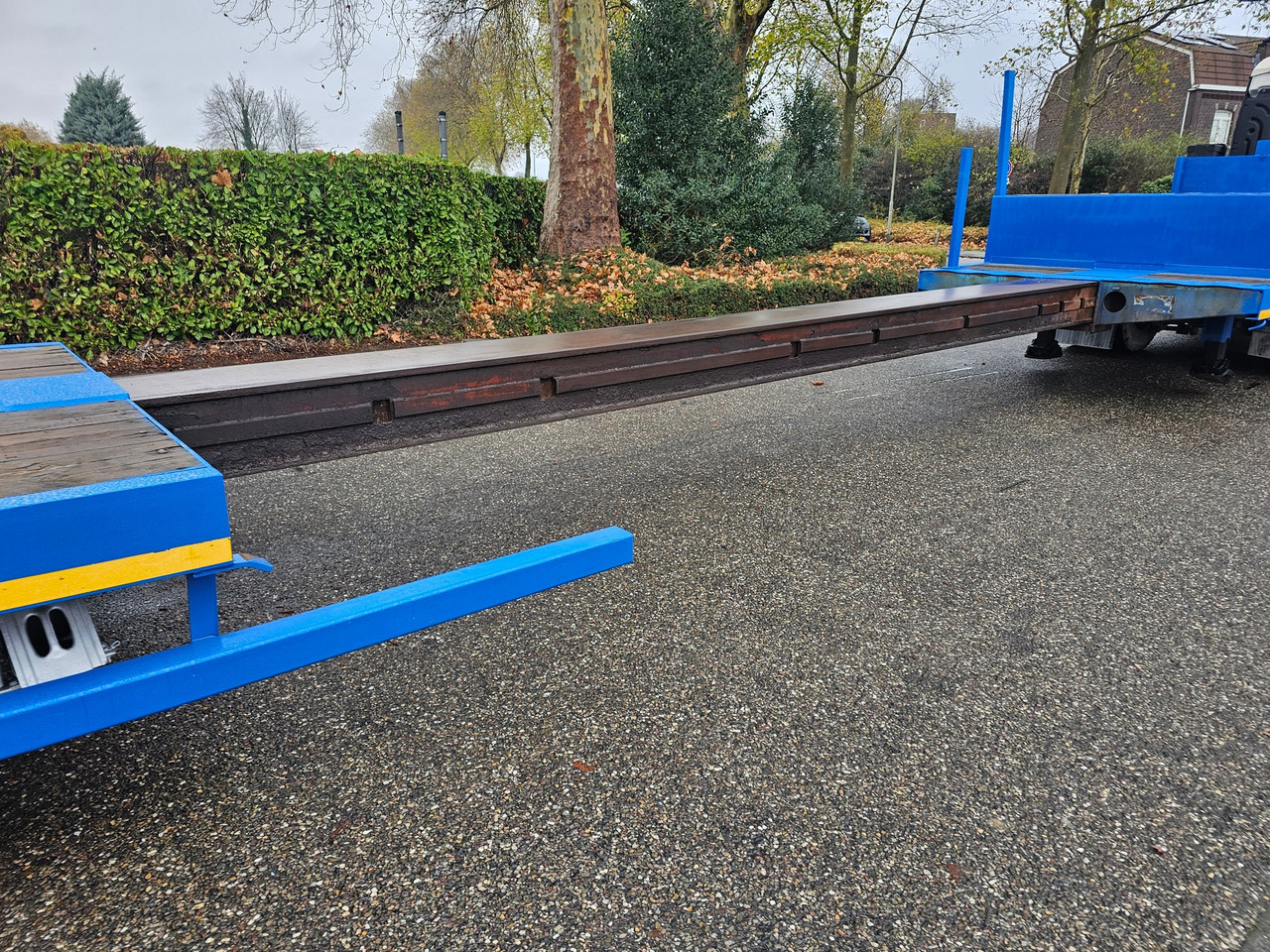 Dropside/ Flatbed semi-trailer Nooteboom MCO-58-04V Telescopic