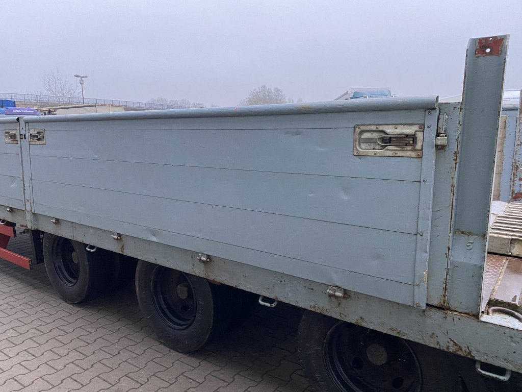 Dropside/ Flatbed semi-trailer Wilken
