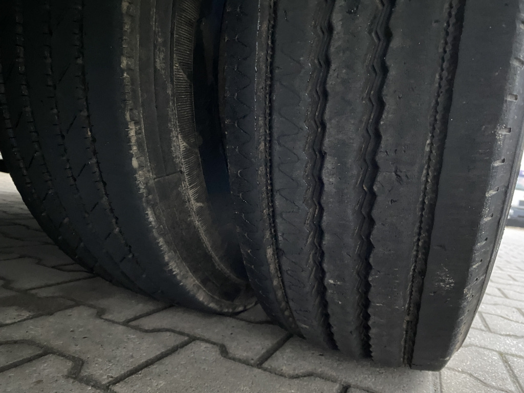 Dropside/ Flatbed semi-trailer Wilken