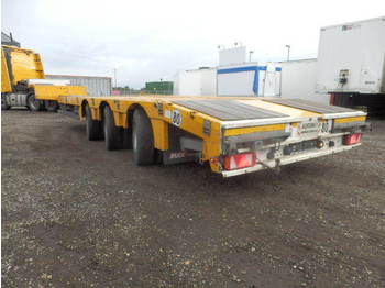 Low loader semi-trailer Faymonville MAX F-S43-1A5Y Achsen 3: picture 1
