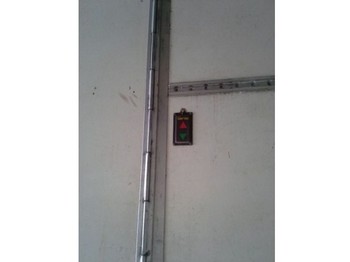Floor Blumenauflieger 2 Achs mit Tridec - Refrigerator semi-trailer: picture 5