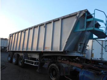 Tipper semi-trailer for transportation of bulk materials General Trailers: picture 1