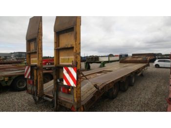 Low loader semi-trailer Goldhofer lowloader with ramps: picture 1