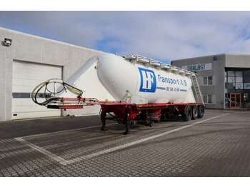 Tank semi-trailer for transportation of silos Interconsult 40.000 L: picture 1