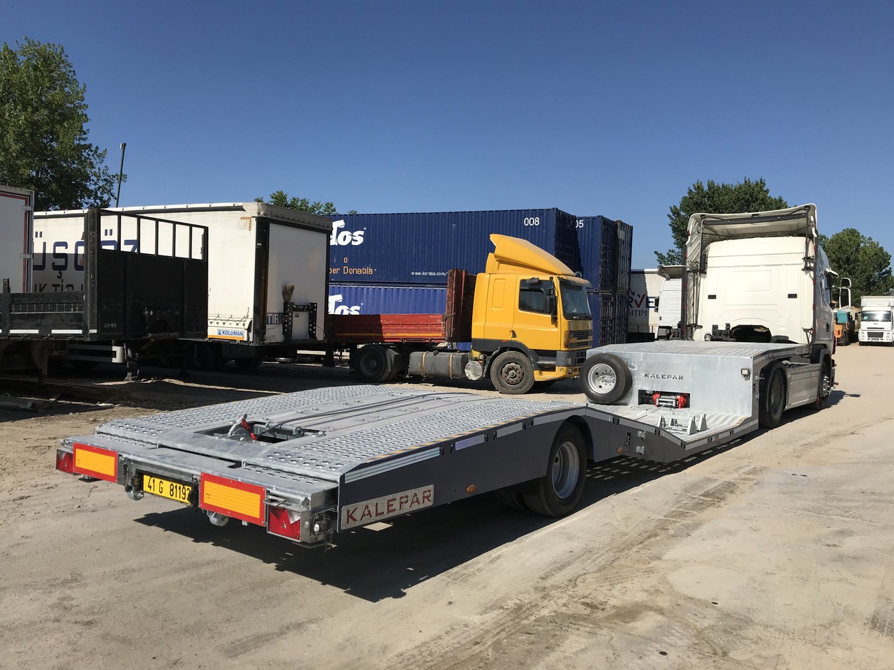 New Low loader semi-trailer KALEPAR LKW/TRUCK TRANSPORTER: picture 9