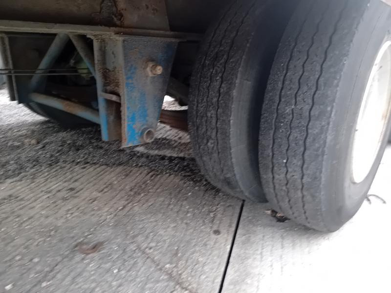 Low loader semi-trailer Castera