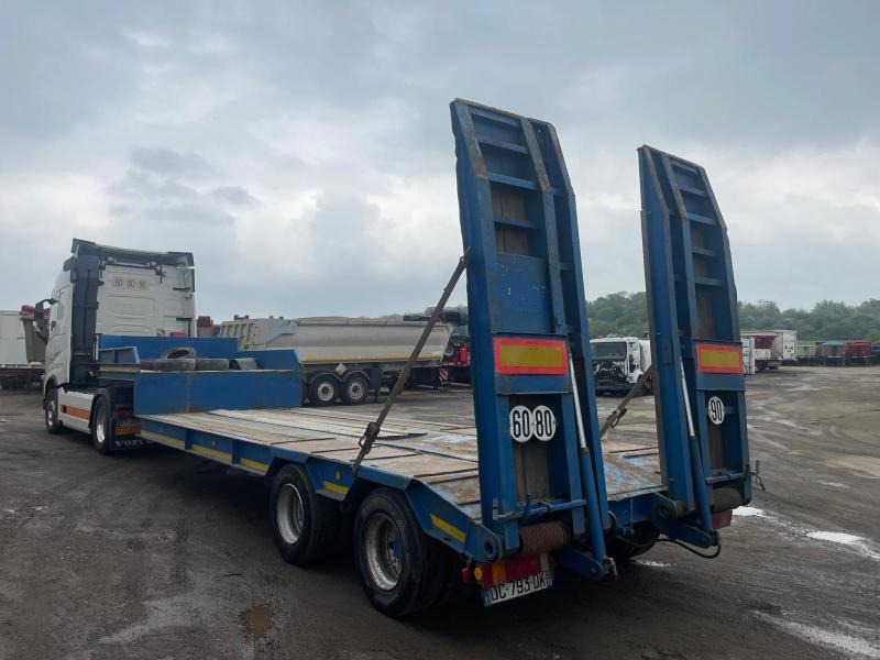Low loader semi-trailer Castera