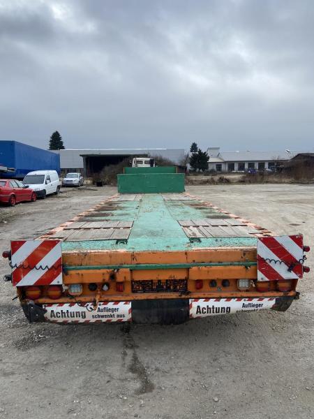 Low loader semi-trailer Doll D330 3-Achs Tieflader ausziehb Lenkachse 45to