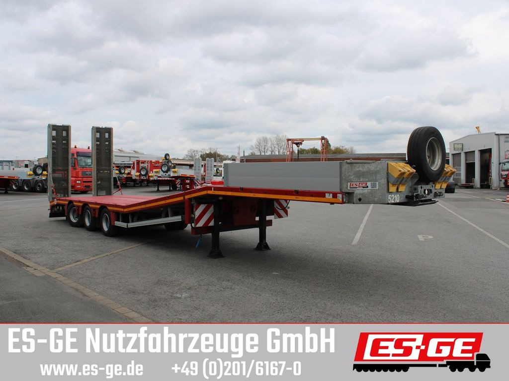 Low loader semi-trailer Faymonville MAX Trailer MAX100 Semi-Tieflader Hebebett
