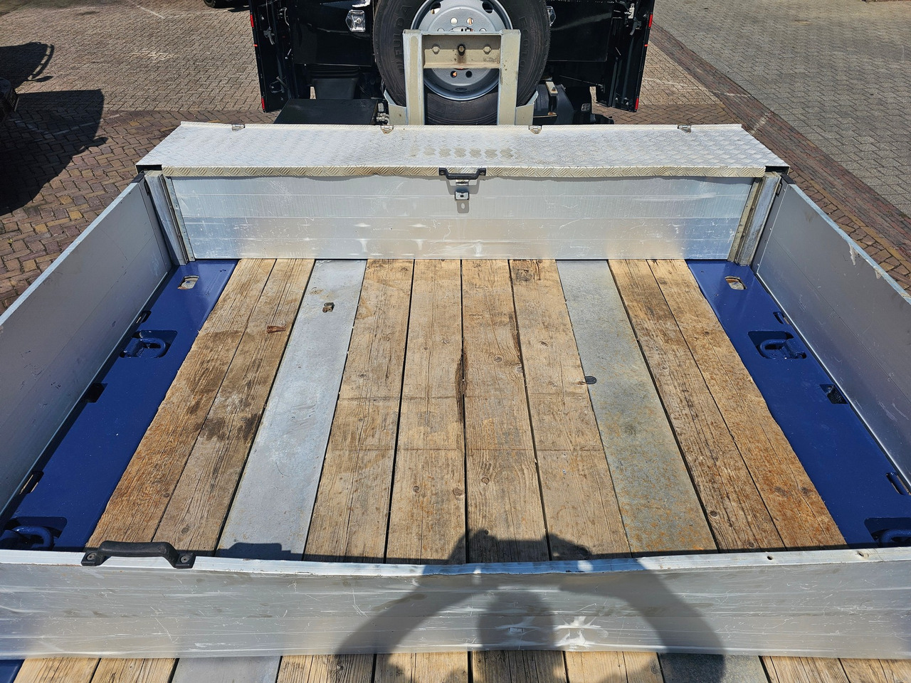 Low loader semi-trailer Humbauer HTS 30