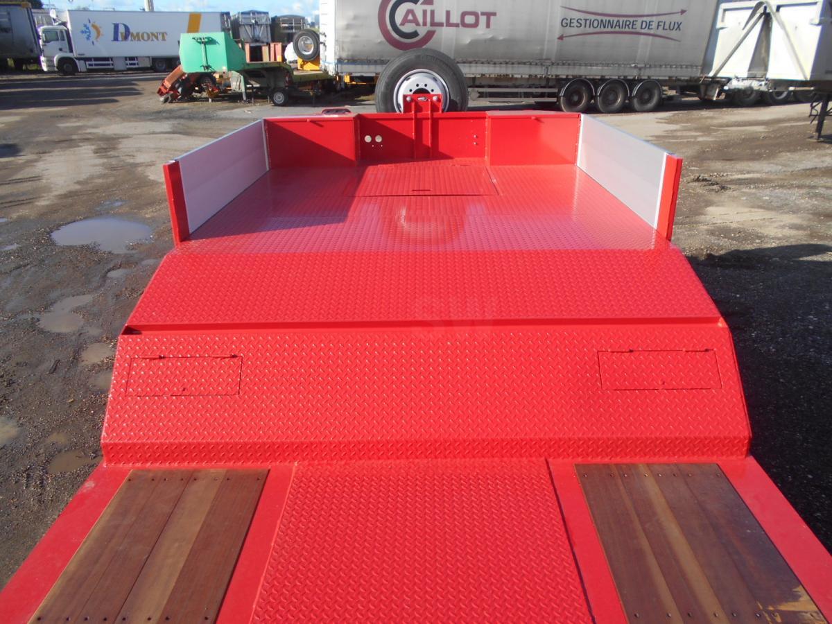 Low loader semi-trailer Invepe