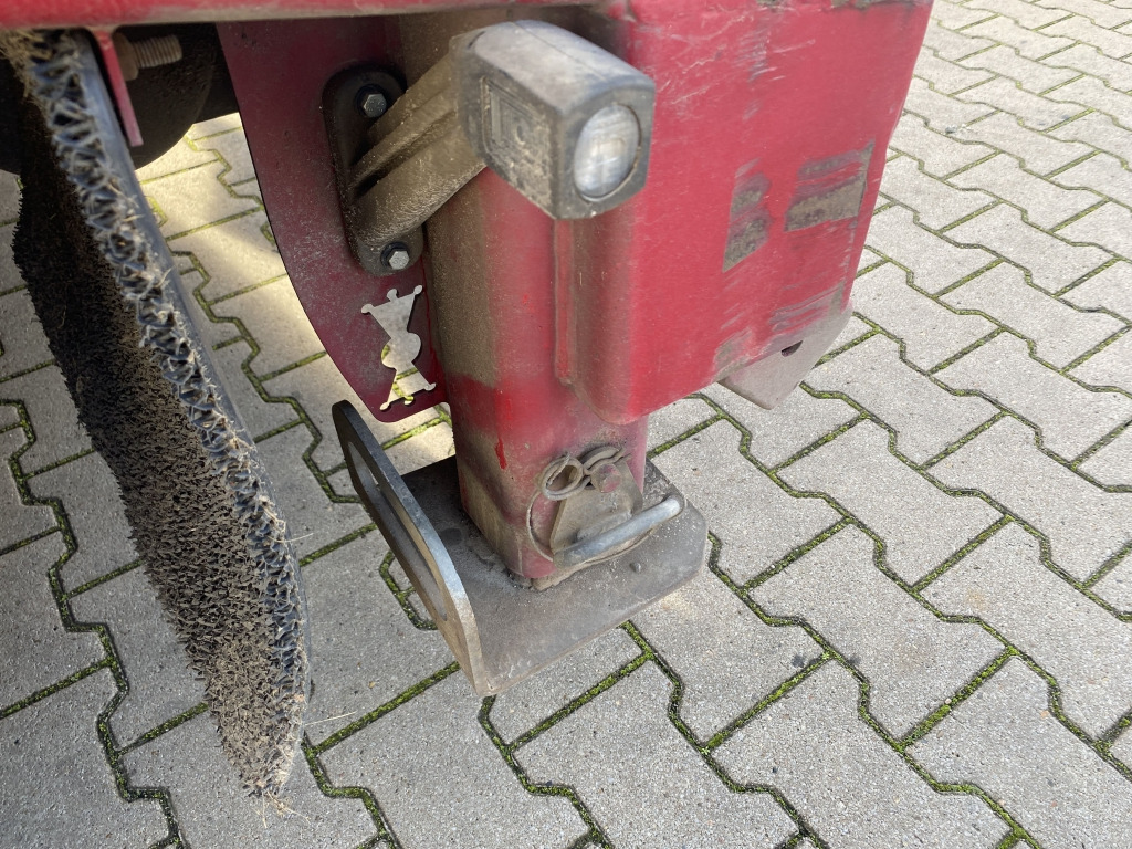 Low loader semi-trailer Langendorf