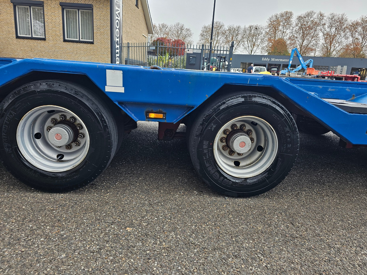 Low loader semi-trailer Langendorf SATUE 40-48