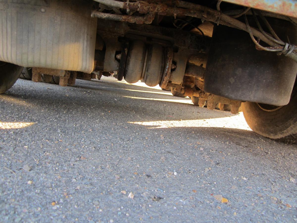 Low loader semi-trailer Louault