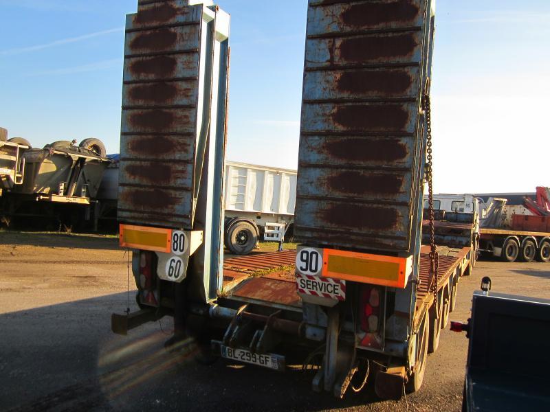 Low loader semi-trailer Louault